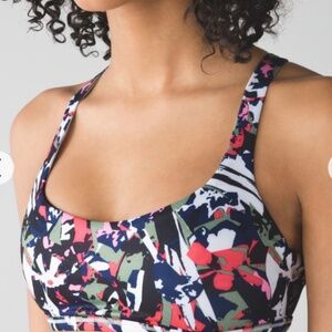 Lululemon Free To Be Wild EUC size 8 Mini Pop Cut Boom Juice Multi